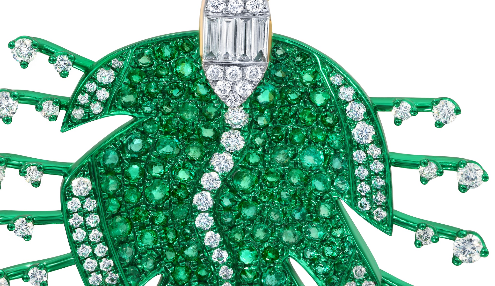 Emerald Folha Earrings