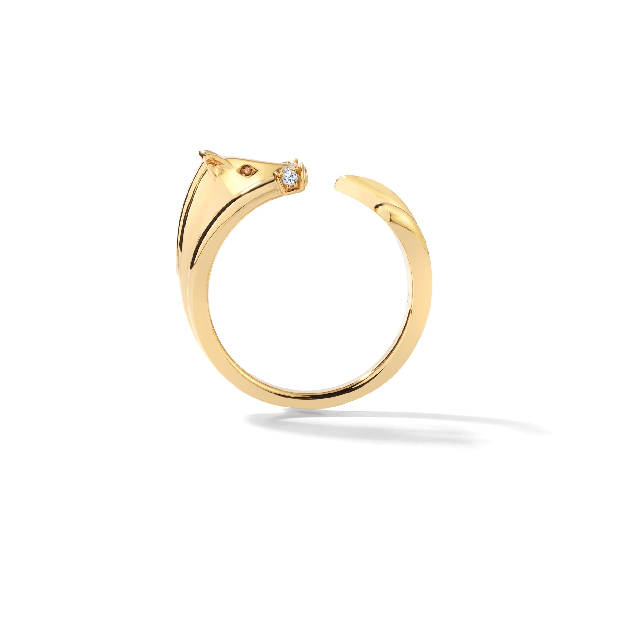 Cheval Ring