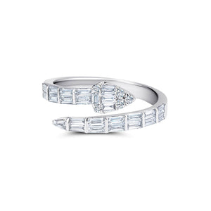 Pear Shaped Hiss Bypass Diamond Ring