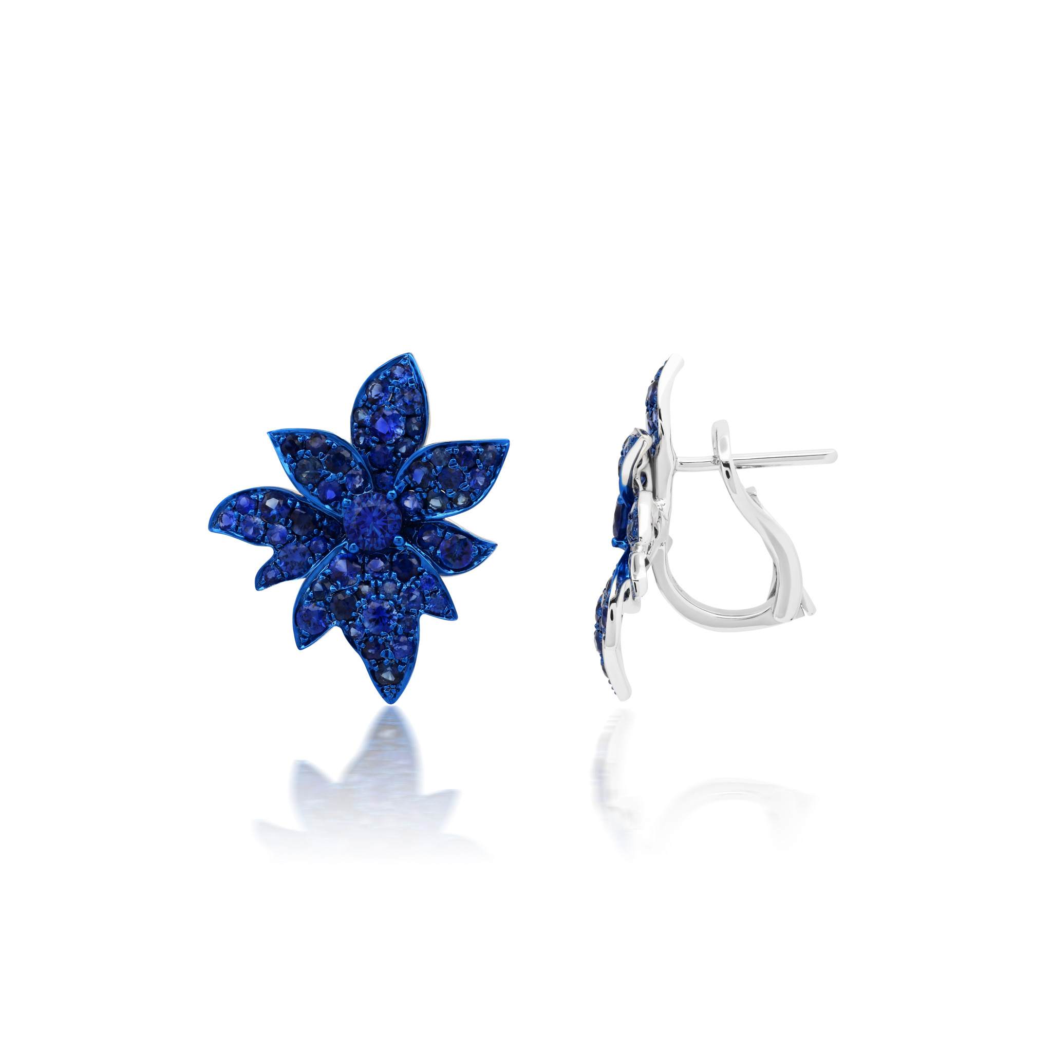 Graziela Gems - Blue Rhodium & Blue Sapphire Folha Earrings - 