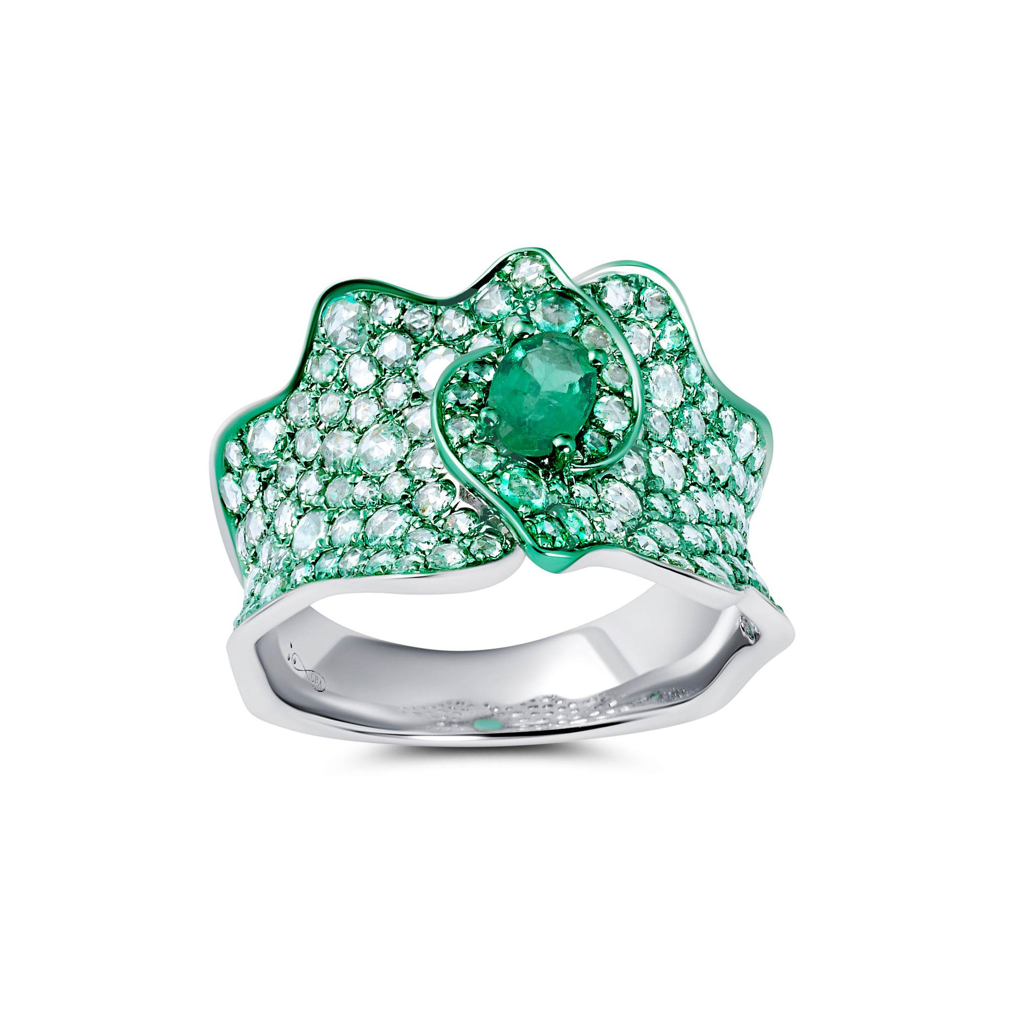 Emerald & Diamond Green Rhodium Scalloped Band