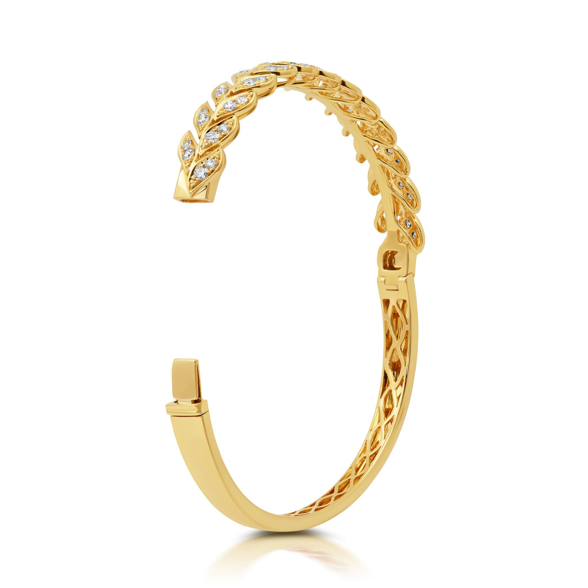 Graziela Gems - Large Diamond Folha Bangle - 